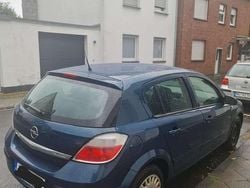 Blau Gebraucht 2007 Opel Astra Cosmo Limousine | 1.500 € (Guter Preis)