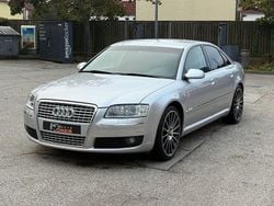 Silber Gebraucht 2007 Audi A8 Sport Limousine | 8.990 € (Etwas zu teuer)