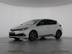White pearl cs (070)/ black mica (209) Gebraucht 2018 Toyota Auris Hybrid Style Kleinwagen | 14.499 € (Fairer Preis)