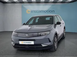Grau Neu 2025 Opel Grandland X SUV | 35.849 € (Etwas zu teuer)