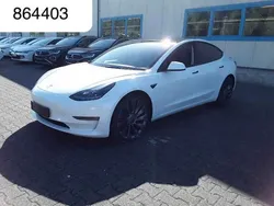 White metallic Gebraucht 2022 Tesla Model 3 Performance Limousine | 28.950 € (Guter Preis)