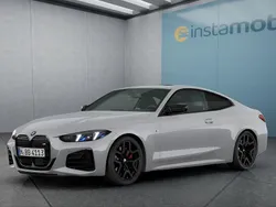 Grau Neu 2025 BMW M440 Limousine | 98.949 €