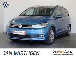 Blau metallic Gebraucht 2018 VW Touran Join Van / Kleinbus | 25.490 € (Etwas zu teuer)