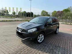 Schwarz Gebraucht 2011 Nissan Qashqai +2 SUV | 4.900 € (Guter Preis)