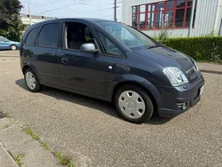 Grau Gebraucht 2006 Opel Meriva Van / Kleinbus | 2.499 € (Fairer Preis)