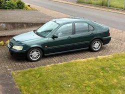 Grün Gebraucht 2000 Honda Civic Limousine | 2.800 € (Fairer Preis)