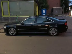 Schwarz Gebraucht 2003 Audi A8 Limousine | 3.800 € (Guter Preis)