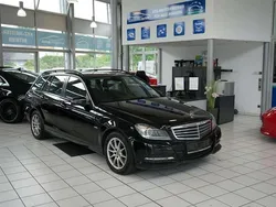 Schwarz Gebraucht 2011 Mercedes C250 Kombi | 5.900 €