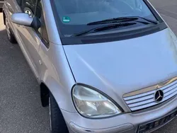 Silber Gebraucht 2001 Mercedes A160 Avantgarde Limousine | 500 € (Guter Preis)