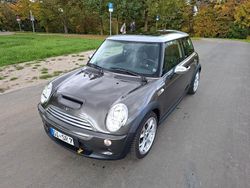 Grau Gebraucht 2006 Mini Cooper S Kleinwagen | 8.990 € (Etwas zu teuer)