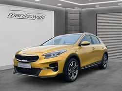 Gelb Gebraucht 2020 Kia XCeed Vision SUV | 18.907 € (Fairer Preis)
