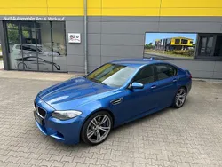 Blau Gebraucht 2013 BMW M5 Shadowline Limousine | 34.990 € (Guter Preis)