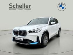 Weiß Gebraucht 2023 BMW iX1 Performance SUV | 33.900 € (Guter Preis)