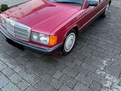 Rot Gebraucht 1989 Mercedes 190 Limousine | 5.800 €