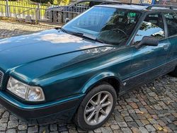Grün Gebraucht 1993 Audi 80 Kombi | 1.900 €
