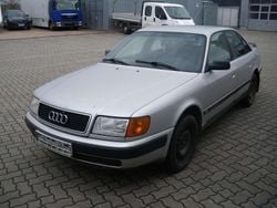 Silber Gebraucht 1991 Audi 100 Limousine | 2.400 €