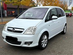 Weiß Gebraucht 2008 Opel Meriva Van / Kleinbus | 3.000 € (Fairer Preis)