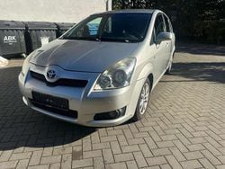 Silver metallic Gebraucht 2009 Toyota Corolla Verso Team Van / Kleinbus | 3.599 € (Fairer Preis)