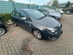 Blau Gebraucht 2013 Opel Astra Kombi | 3.800 € (Fairer Preis)