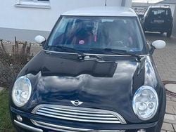 Schwarz Gebraucht 2003 Mini Cooper Kleinwagen | 2.500 € (Fairer Preis)