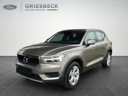 Pebble grey / metallic Gebraucht 2022 Volvo XC40 Momentum SUV | 27.495 € (Fairer Preis)