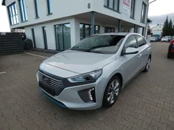 Silber Gebraucht 2017 Hyundai Ioniq Style Limousine | 11.790 € (Fairer Preis)