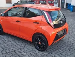 Orange Gebraucht 2014 Toyota Aygo Kleinwagen | 6.200 € (Fairer Preis)