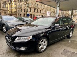Schwarz Gebraucht 2015 Volvo V70 Linje Svart Kombi | 10.990 € (Etwas zu teuer)