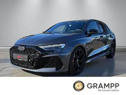 Grau Neu 2025 Audi RS3 Sportback Ambiente Kleinwagen | 69.950 € (Guter Preis)