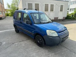 Blau Gebraucht 2003 Citroën Berlingo Van / Kleinbus | 1.900 €