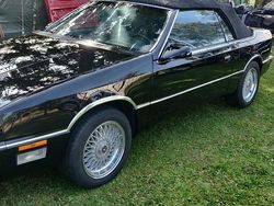 Schwarz Gebraucht 1990 Chrysler Le Baron Cabrio | 4.000 €