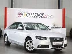 Silber Gebraucht 2009 Audi A4 Attraction Limousine | 7.111 € (Fairer Preis)