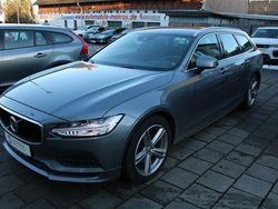 Grau Gebraucht 2019 Volvo V90 Momentum Kombi | 12.950 € (Superpreis)