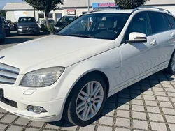 Weiß Gebraucht 2009 Mercedes C350 Limousine | 5.999 € (Fairer Preis)