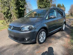 Grau Gebraucht 2013 VW Touran Van / Kleinbus | 8.650 € (Etwas zu teuer)