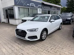 Weiß Gebraucht 2023 Audi A4 Kombi | 25.990 € (Superpreis)
