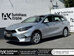 Silber Gebraucht 2024 Kia Ceed Vision Limousine | 24.990 € (Fairer Preis)