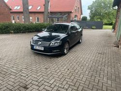 Schwarz Gebraucht 2014 VW Passat Highline Kombi | 16.400 € (Teuer)