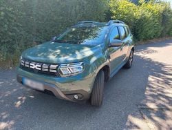 Grün Gebraucht 2023 Dacia Duster Journey SUV | 18.990 € (Guter Preis)