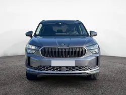 Graphitegrau Gebraucht 2024 Skoda Kodiaq Selection SUV | 45.390 € (Guter Preis)