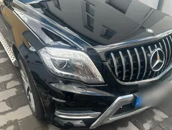Schwarz Gebraucht 2015 Mercedes GLK250 AMG line SUV | 19.900 € (Fairer Preis)