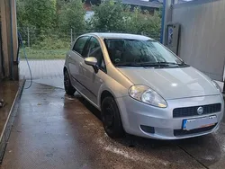 Grau Gebraucht 2006 Fiat Punto Kleinwagen | 1.950 € (Fairer Preis)