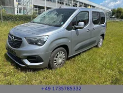 Grau Gebraucht 2021 Opel Combo Life Elegance Van / Kleinbus | 9.990 €