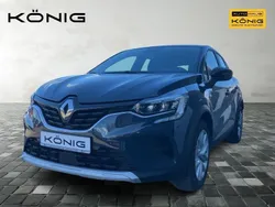 Blau Gebraucht 2024 Renault Captur Equilibre SUV | 20.989 € (Fairer Preis)