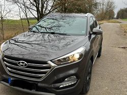 Braun Gebraucht 2017 Hyundai Tucson SUV | 11.500 €