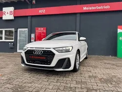 Weiß Gebraucht 2020 Audi A1 Sportback S-Line Kleinwagen | 21.999 € (Teuer)