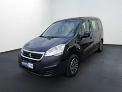 Schwarz Gebraucht 2017 Peugeot Partner Tepee Active Van / Kleinbus | 11.695 € (Fairer Preis)