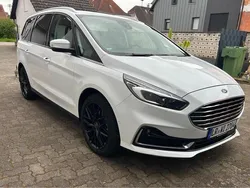Weiß Gebraucht 2023 Ford Galaxy Titanium Van / Kleinbus | 35.500 €
