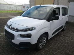 Weiß Gebraucht 2022 Citroën e-Berlingo Feel Van / Kleinbus | 20.990 € (Fairer Preis)