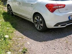 Weiß Gebraucht 2014 DS Automobiles DS5 Kleinwagen | 11.000 €
